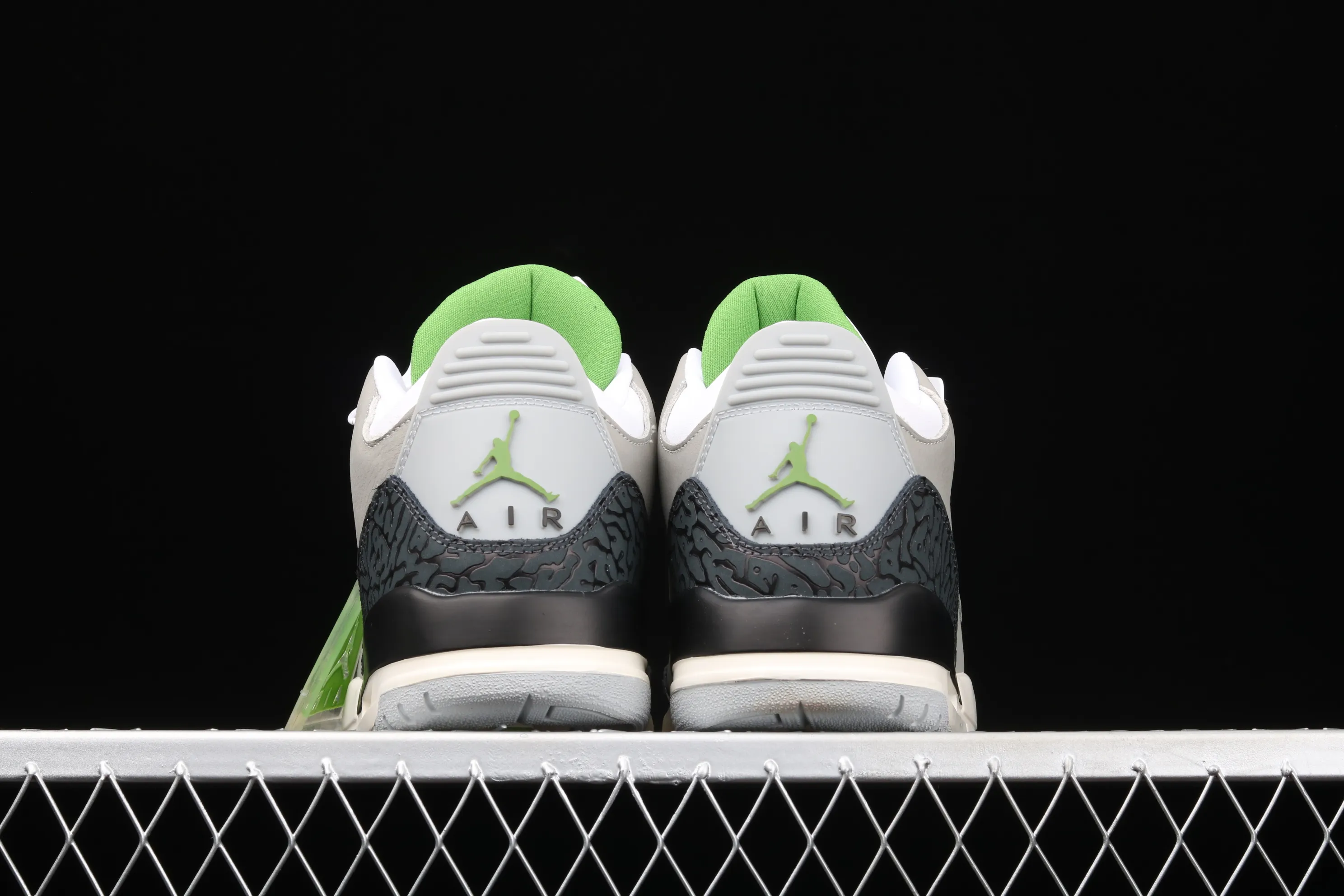 All categories Air Jordan Jordan series basketball shoes Air Jordan 3 Air Jordan 3 Retro "Chlorophyll" AJ3 Joe 3 Chlorophyll Gray Green Manuscript 136064-006
